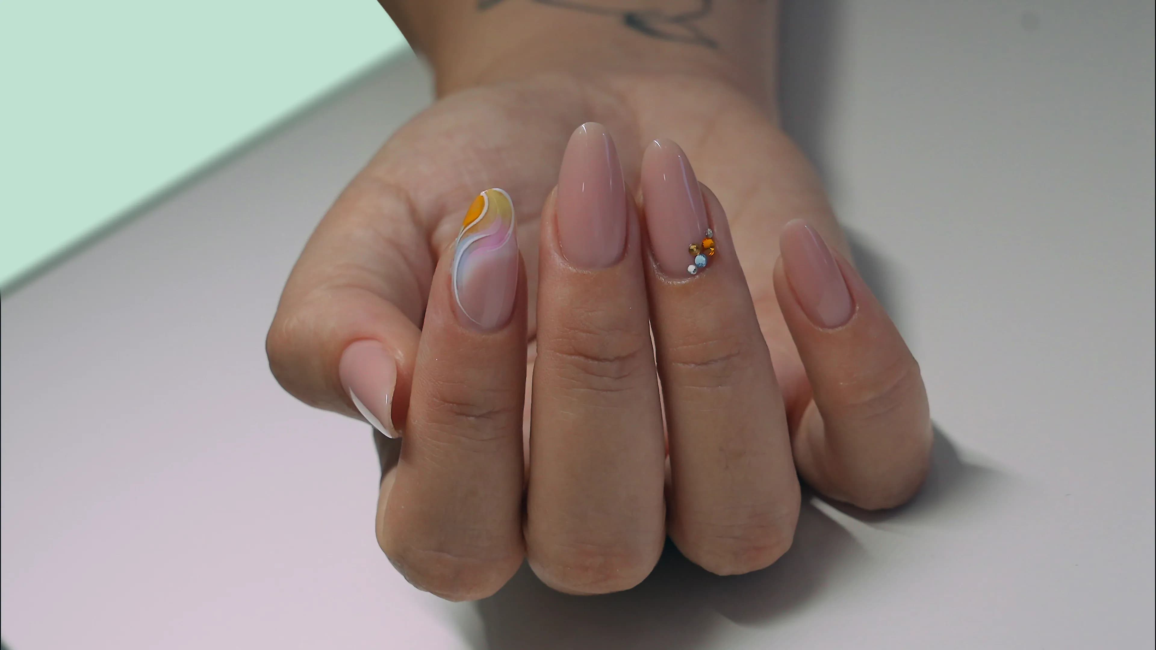 Servizio manicure professionale